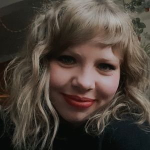 Meet your Posher, Lexi